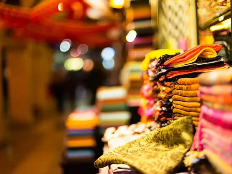 Clothing and Jewellery in Kashmir