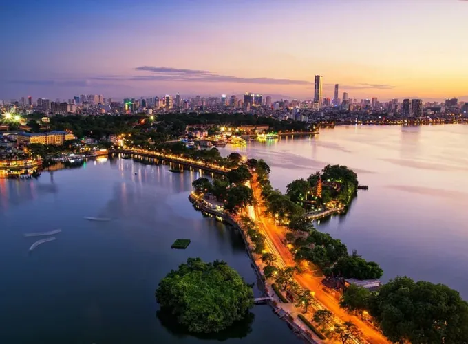 Vietnam Tour Package with Hanoi & Ho Chi Minh